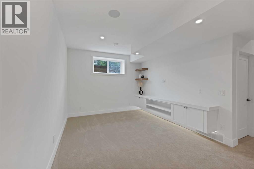 2221 Halifax Crescent Nw Property Photo 35