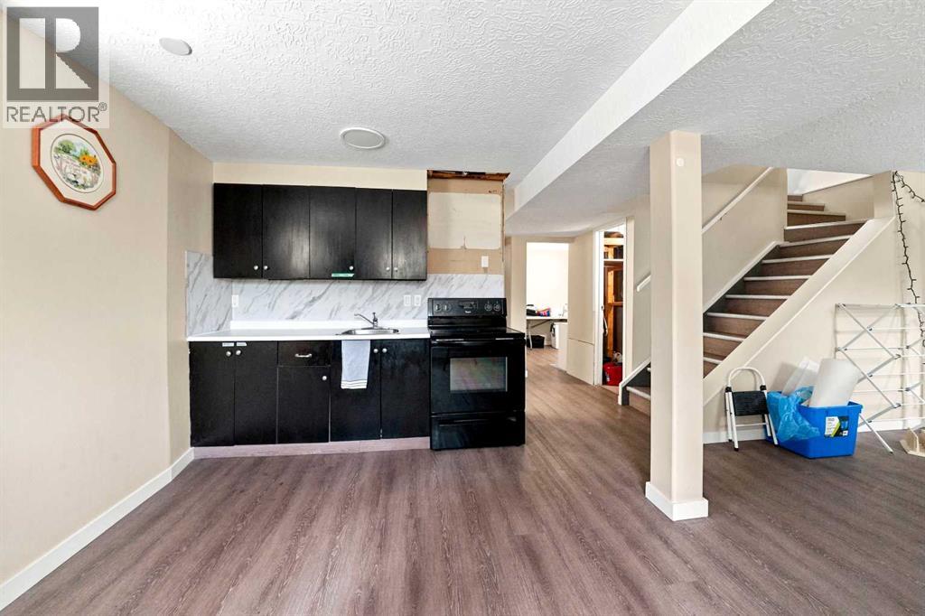 36142a Highway 2 Service Road S Property Photo 35