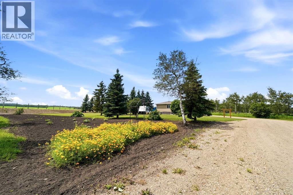 36142a Highway 2 Service Road S Property Photo 38