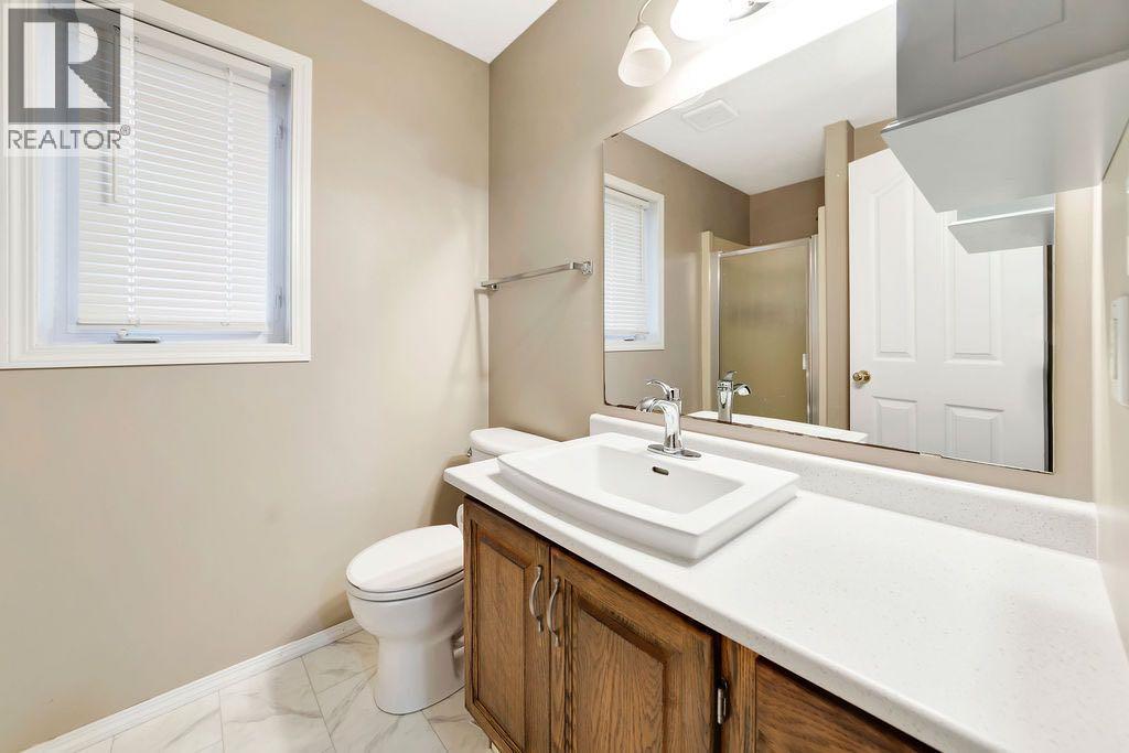 506 2nd Street E Property Photo 23