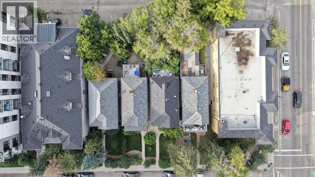 308 25 Avenue Sw Property Photo 6