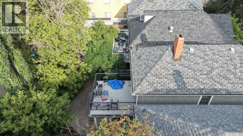 308 25 Avenue Sw Property Photo 9