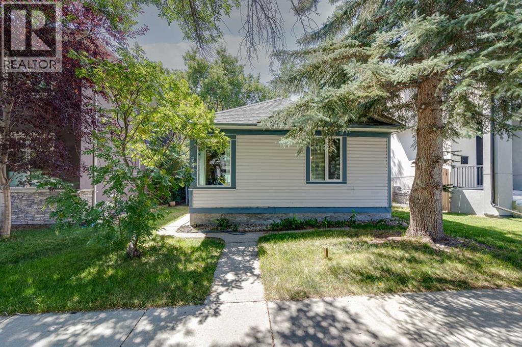 245 21 Avenue NW Property Photo 1