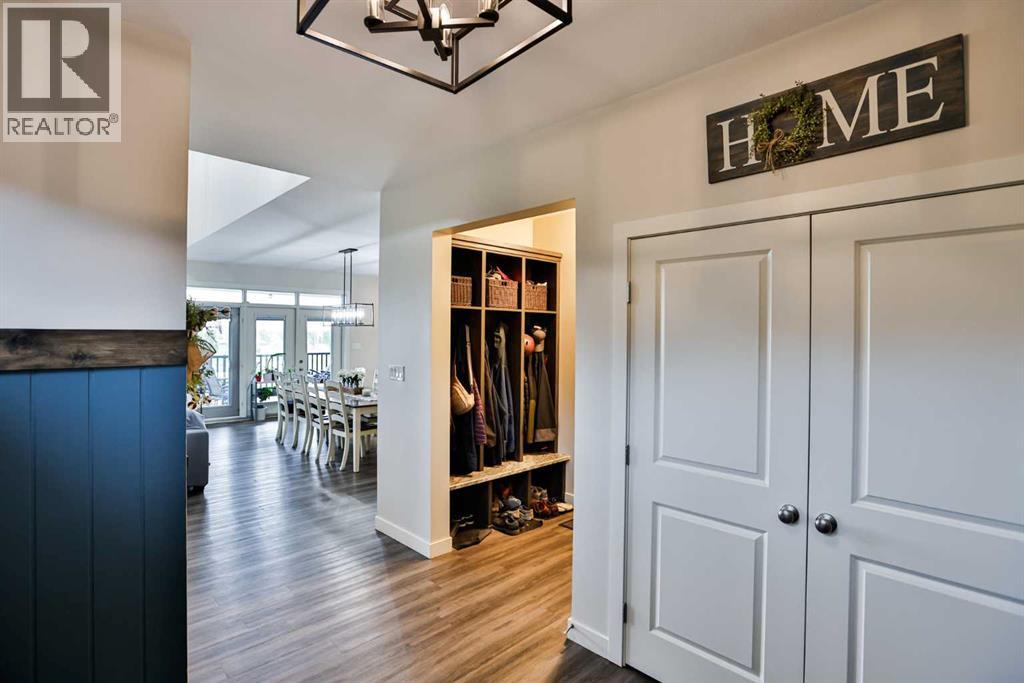 865 Atlantic Cove W Property Photo 3