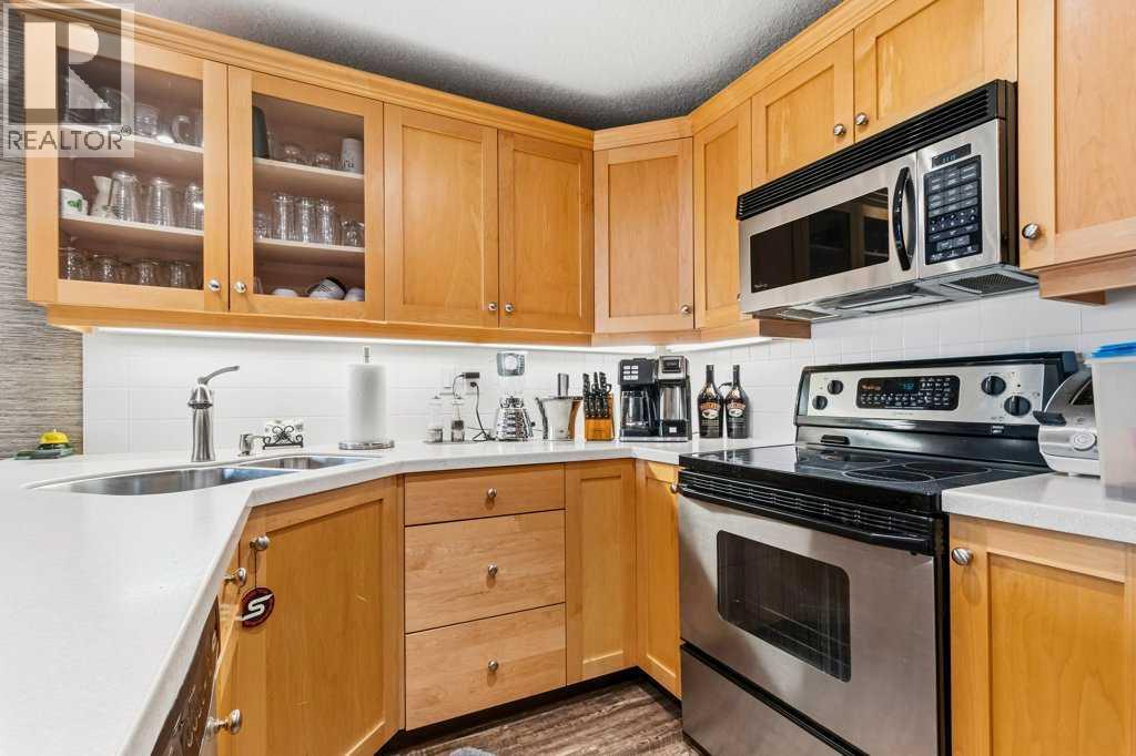 5100 Lakeshore Drive Property Photo 7
