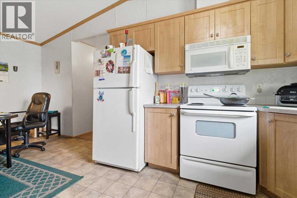 0 722 Property Photo 7