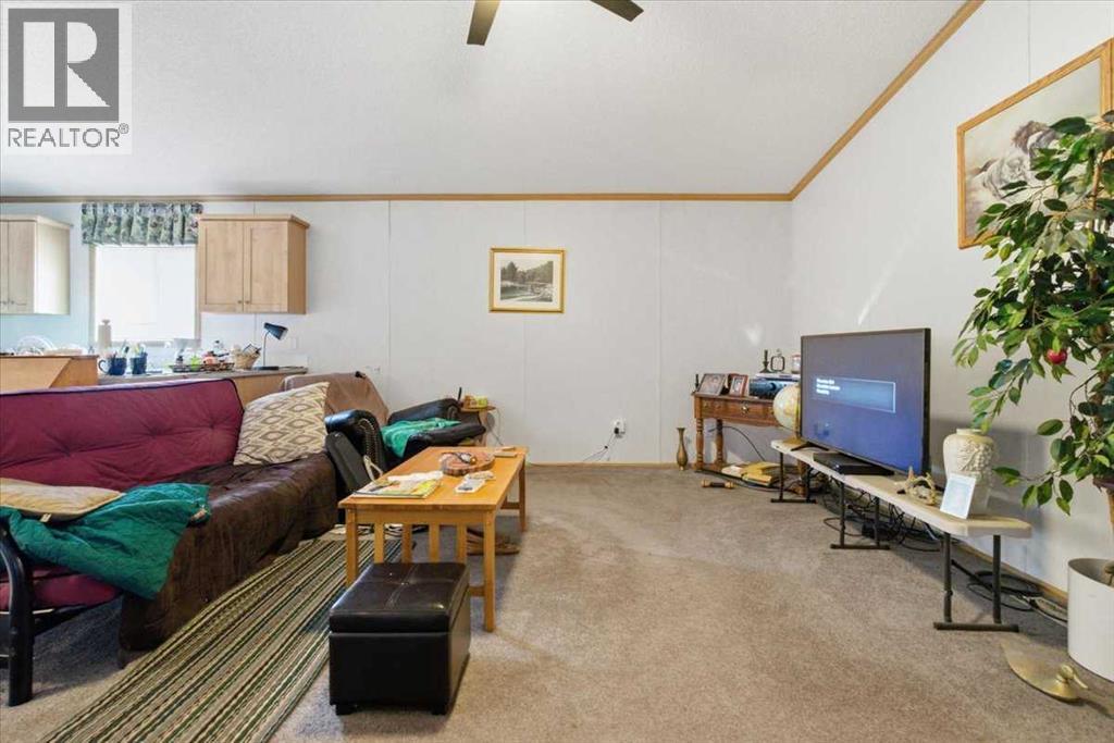 0 722 Property Photo 17