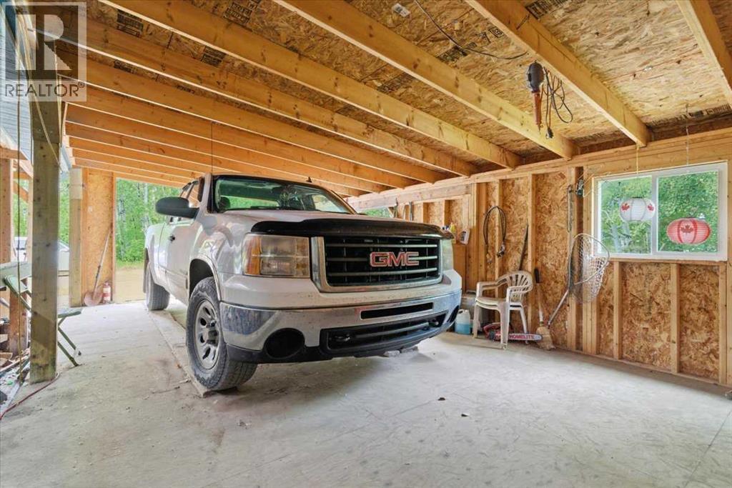 0 722 Property Photo 25
