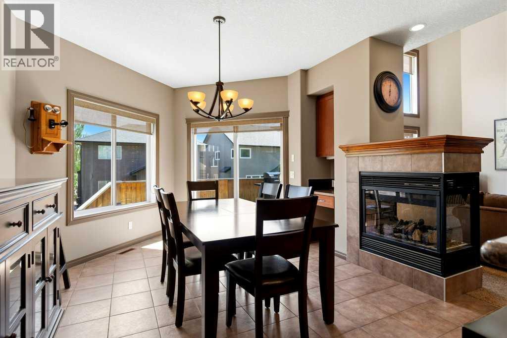 23 Aspen Stone Crescent Sw Property Photo 12