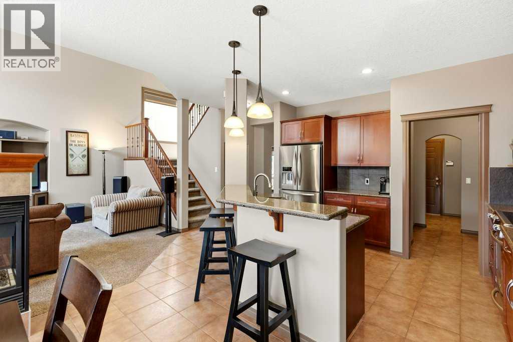 23 Aspen Stone Crescent Sw Property Photo 14