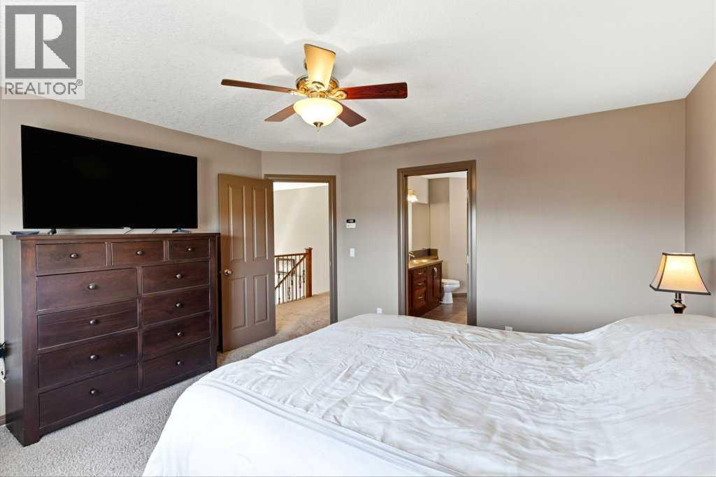 23 Aspen Stone Crescent Sw Property Photo 22