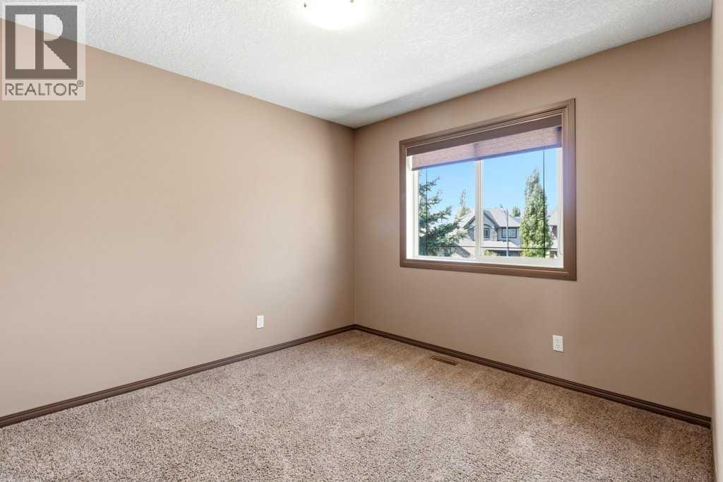 23 Aspen Stone Crescent Sw Property Photo 28