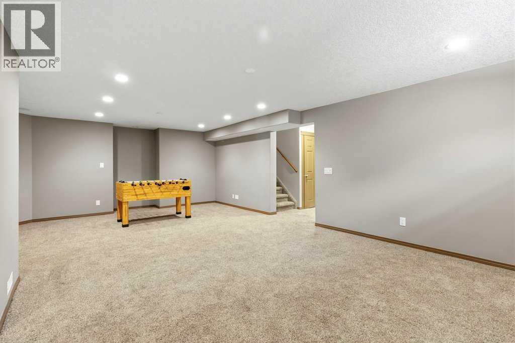 23 Aspen Stone Crescent Sw Property Photo 35