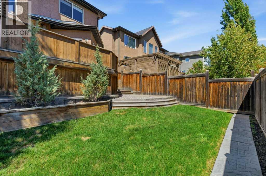 23 Aspen Stone Crescent Sw Property Photo 39
