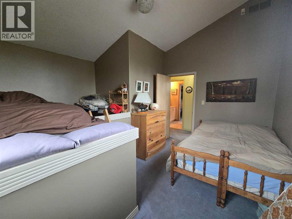5106 Center Avenue Property Photo 13
