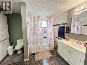 5009 50 Property Photo 6