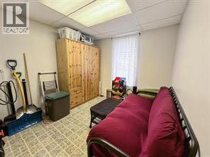 5009 50 Property Photo 9
