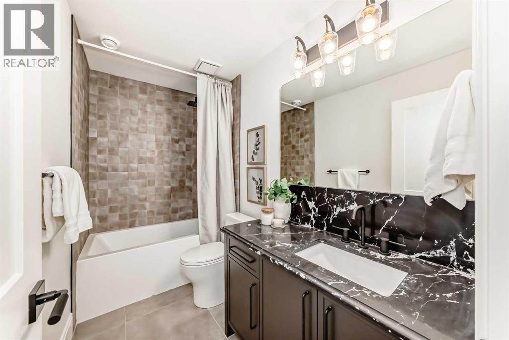 2034 52 Avenue Sw Property Photo 23
