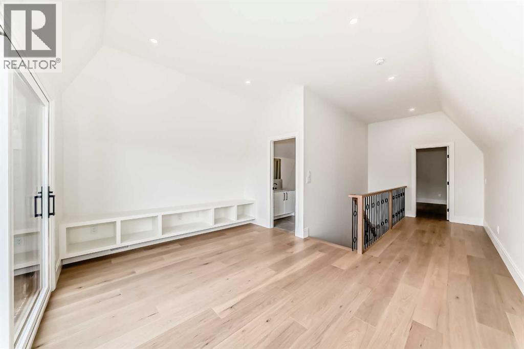 2034 52 Avenue Sw Property Photo 29