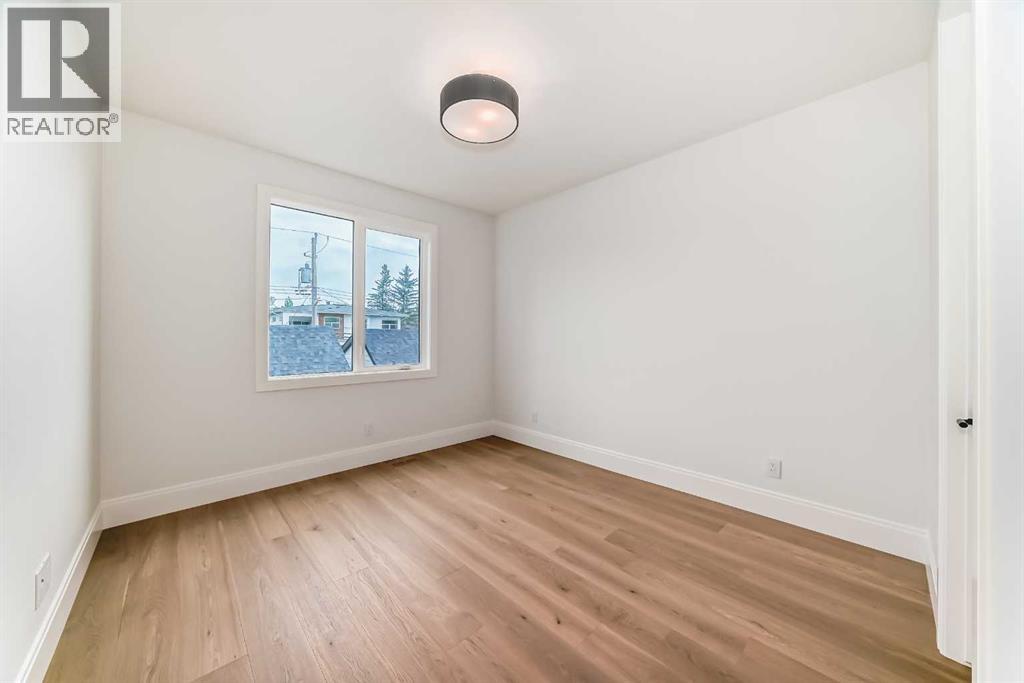 2034 52 Avenue Sw Property Photo 38