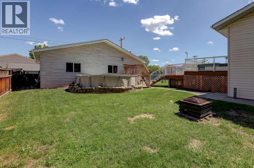 426 9 Street Property Photo 25