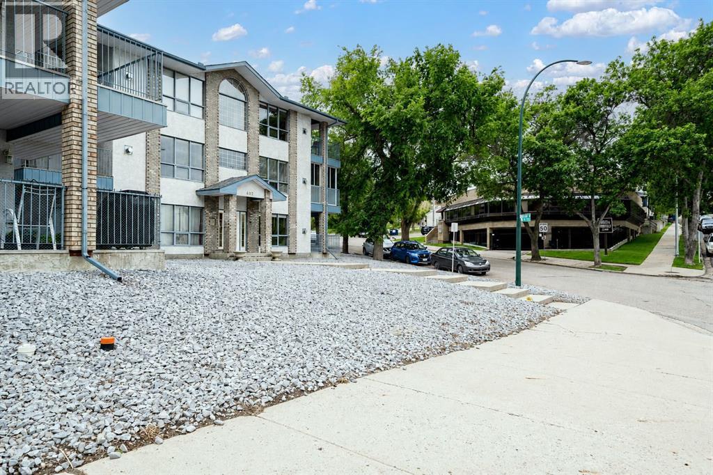 407 Macleod Trail Southeast Property Photo 1