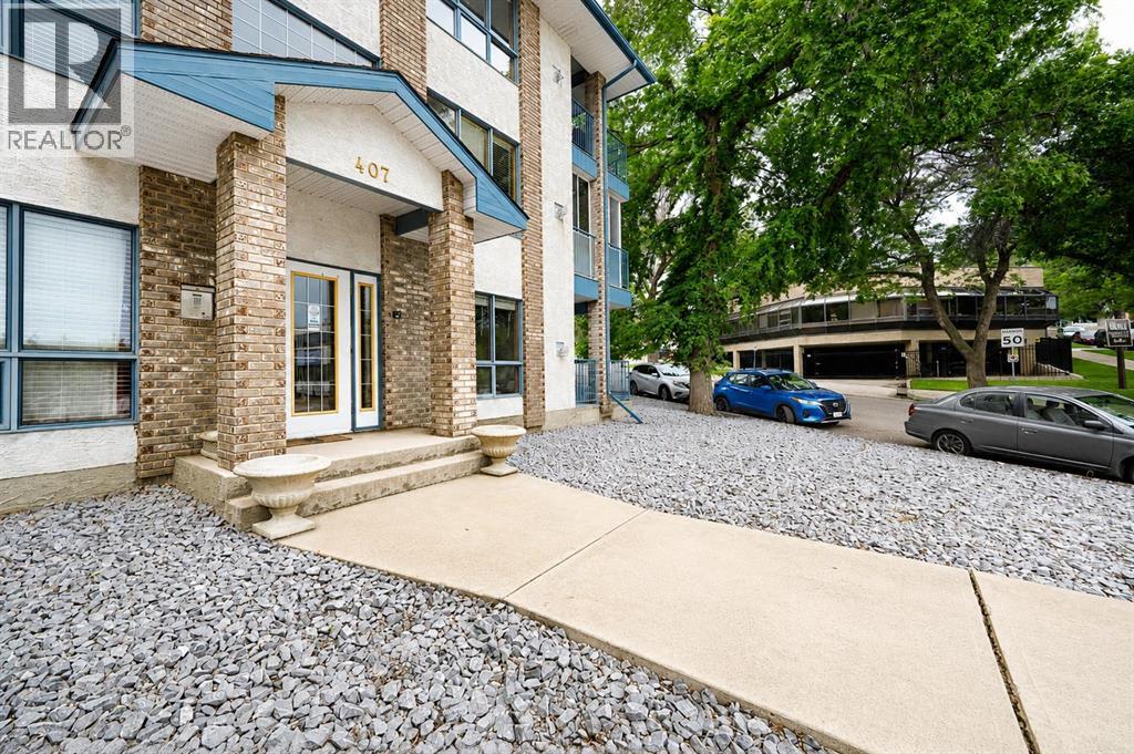 407 Macleod Trail Southeast Property Photo 5