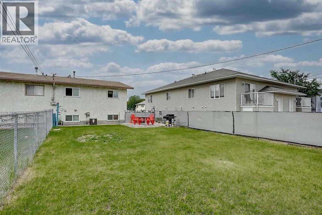 8229824 96 Avenue Property Photo 15