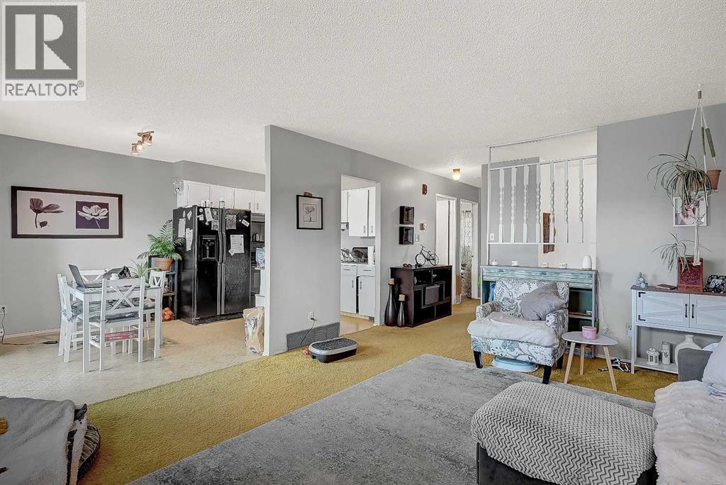 8229824 96 Avenue Property Photo 21