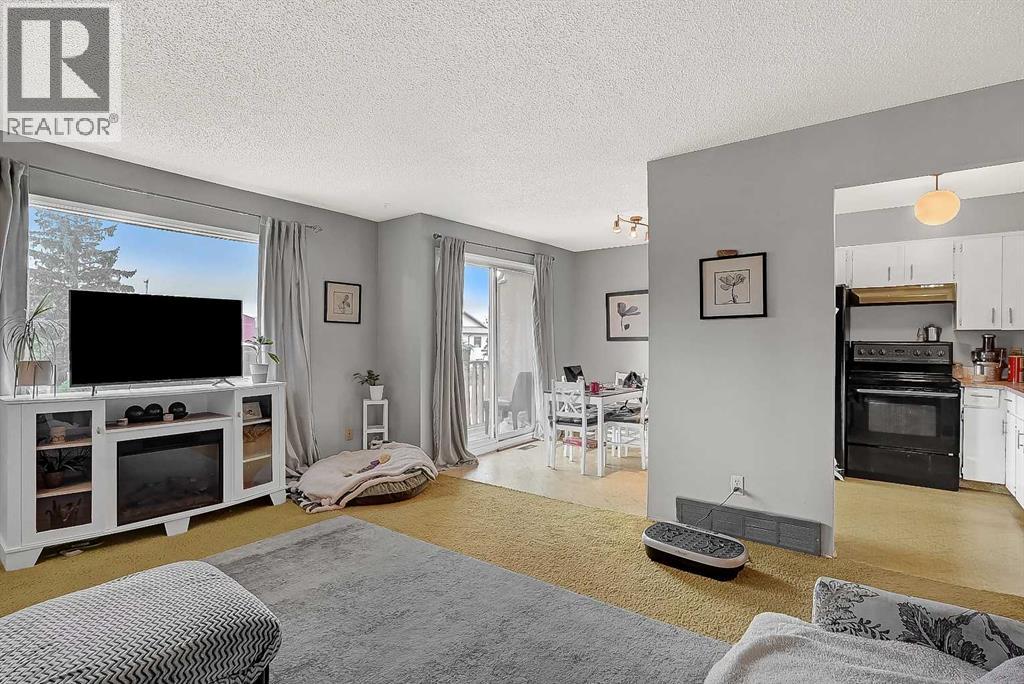 8229824 96 Avenue Property Photo 22