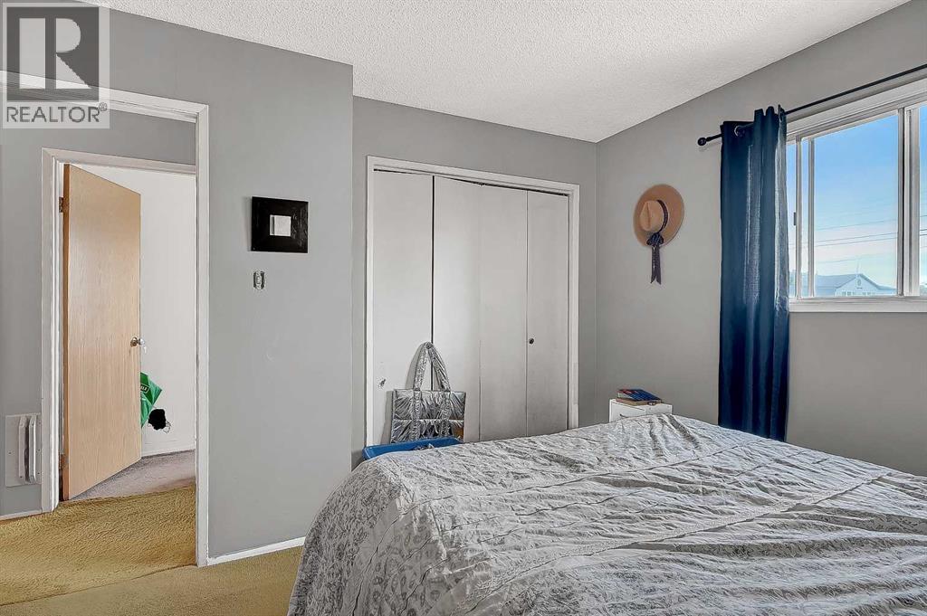 8229824 96 Avenue Property Photo 31