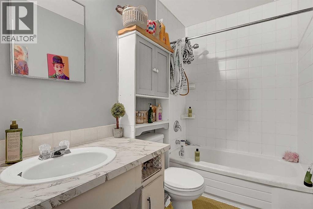 8229824 96 Avenue Property Photo 32