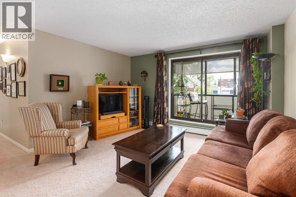 111 14 Avenue Southeast Property Photo 5