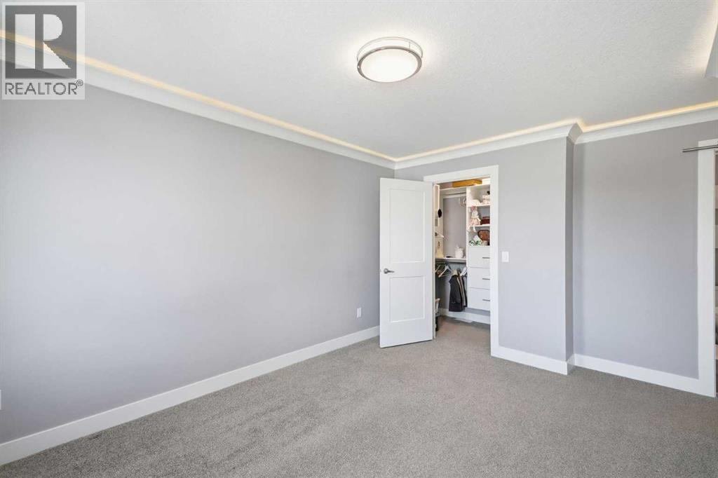 160 Kinniburgh Loop Property Photo 28