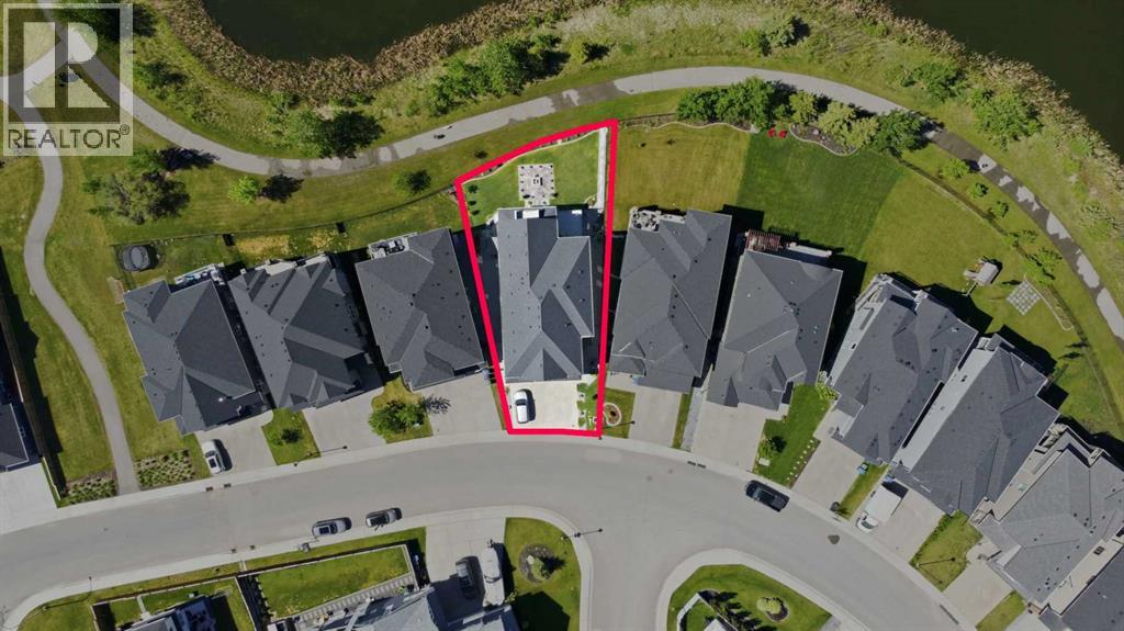 160 Kinniburgh Loop Property Photo 47