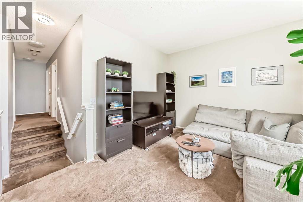 15 Citadel Meadow Crescent Nw Property Photo 19