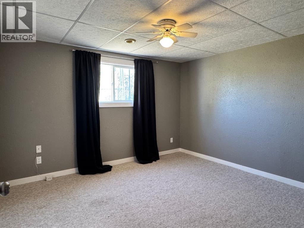908 4 Avenue Property Photo 32