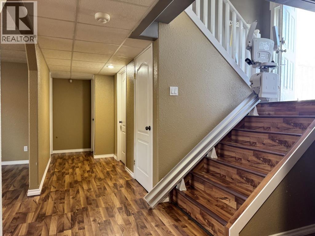 908 4 Avenue Property Photo 35