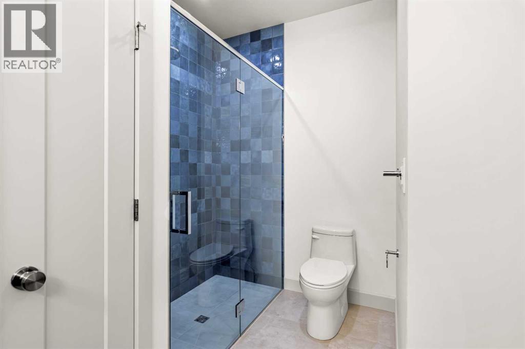 5030 48 Street Property Photo 40