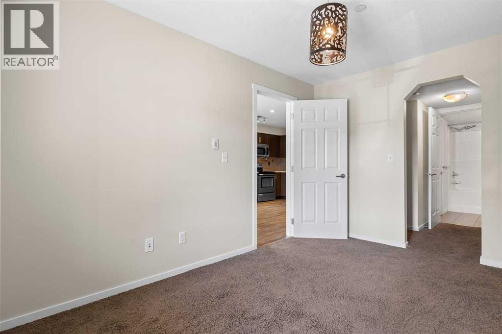 755 Copperpond Boulevard Southeast Property Photo 12