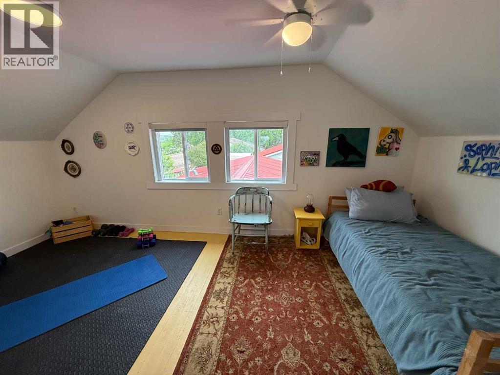 4920 51 Avenue Property Photo 28