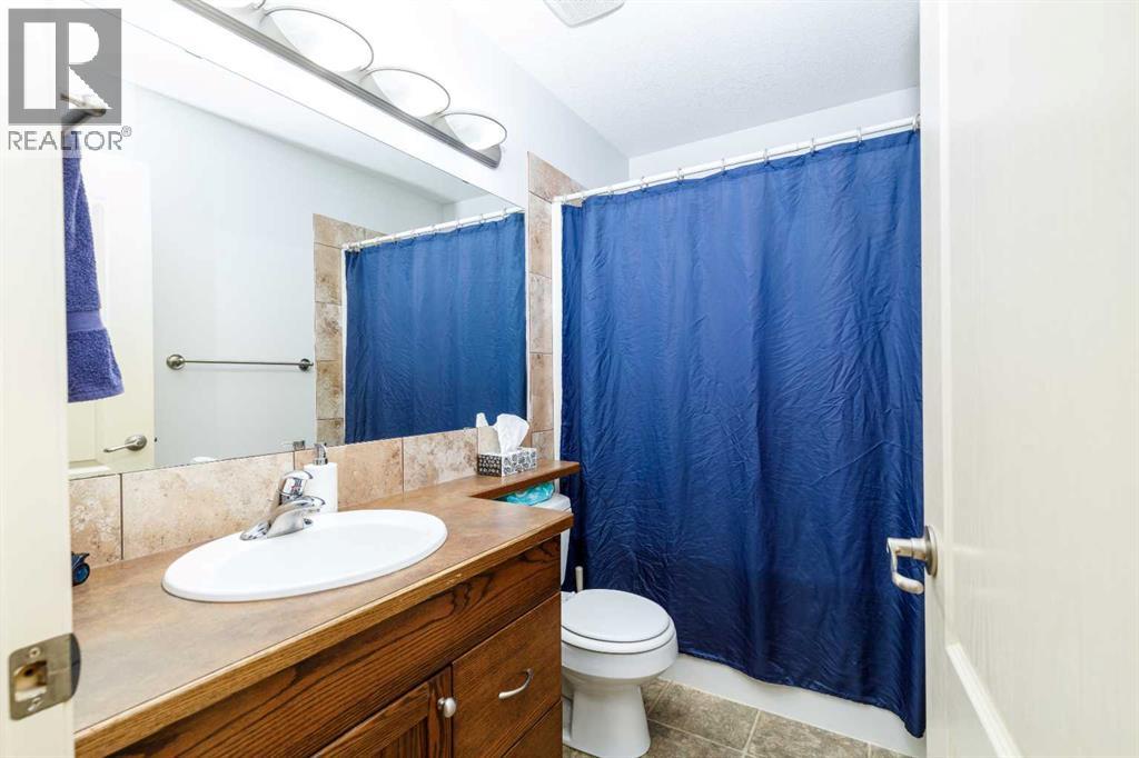 613 Oak Street Property Photo 11