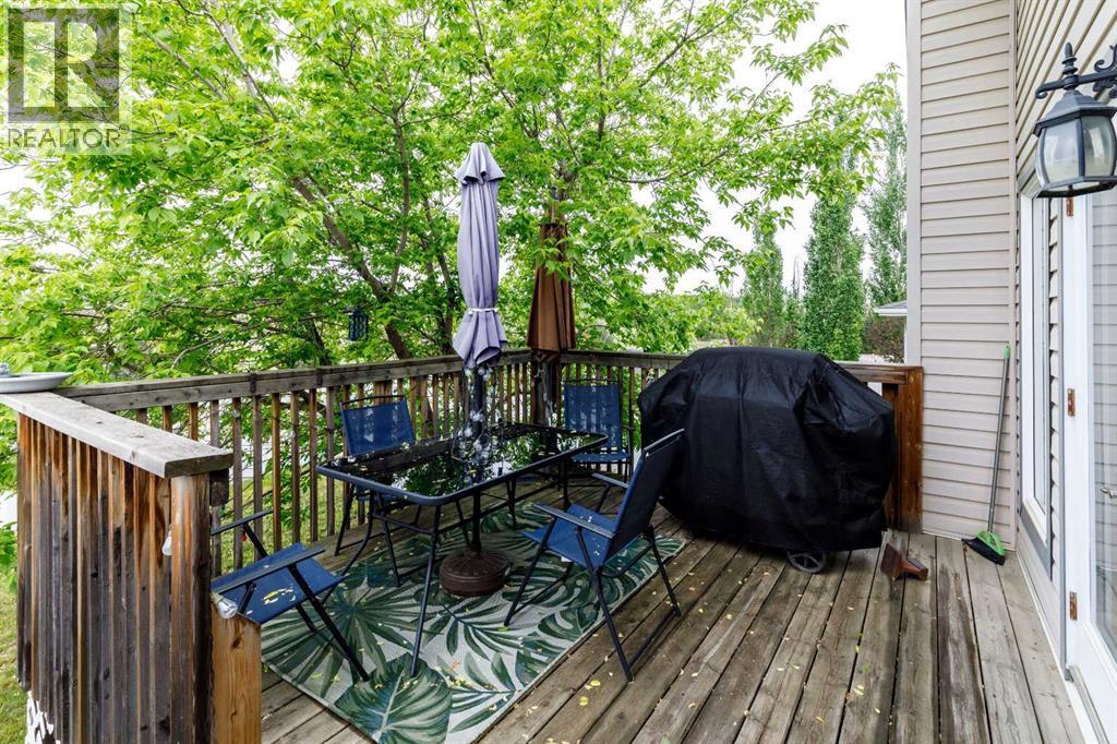 613 Oak Street Property Photo 23