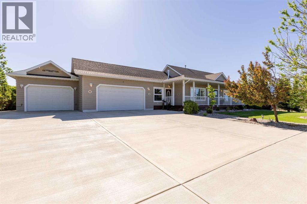 325 8 Avenue Property Photo 1
