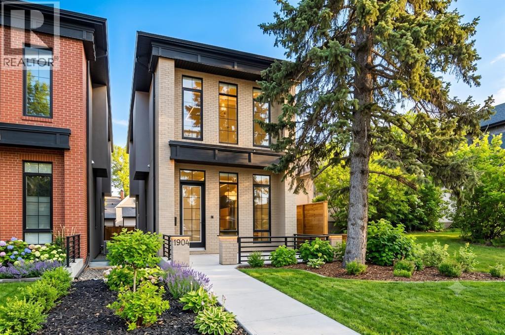 1904 13 Street Sw Property Photo 1