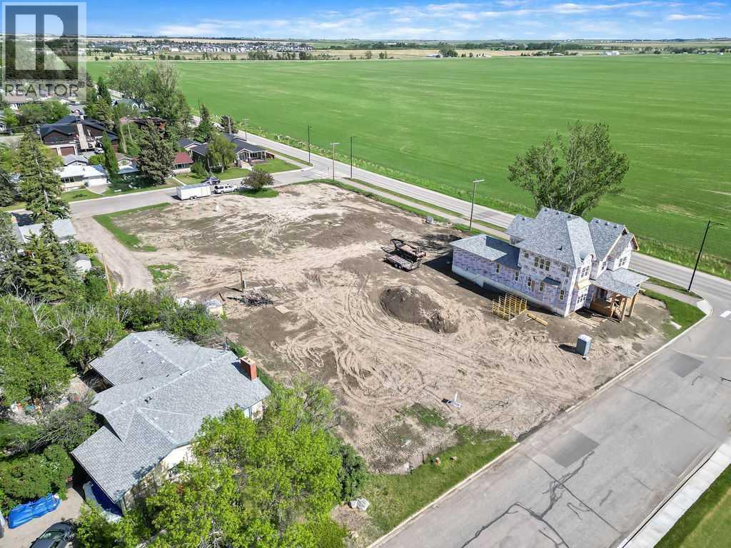 1033 8 Street Sw Property Photo 5