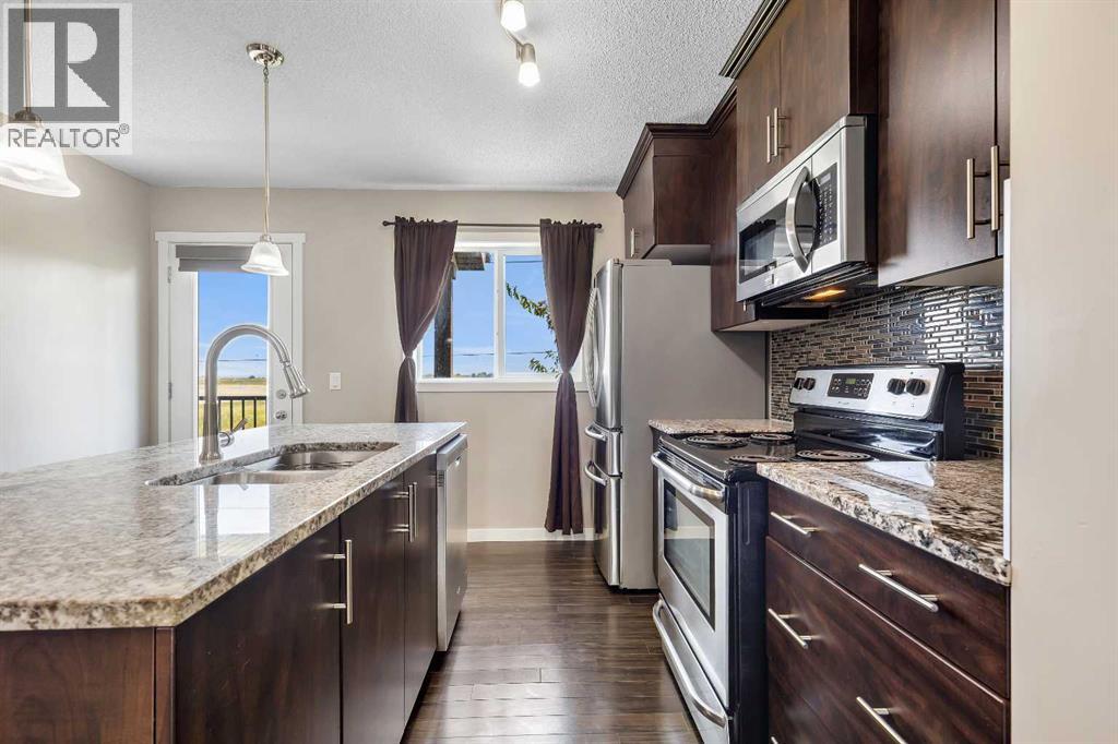 401 Copperpond Landing Se Property Photo 10