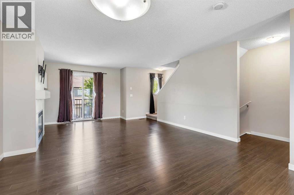 401 Copperpond Landing Se Property Photo 15