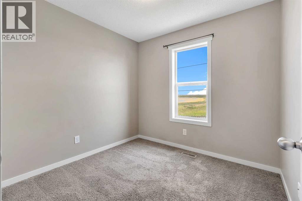 401 Copperpond Landing Se Property Photo 25