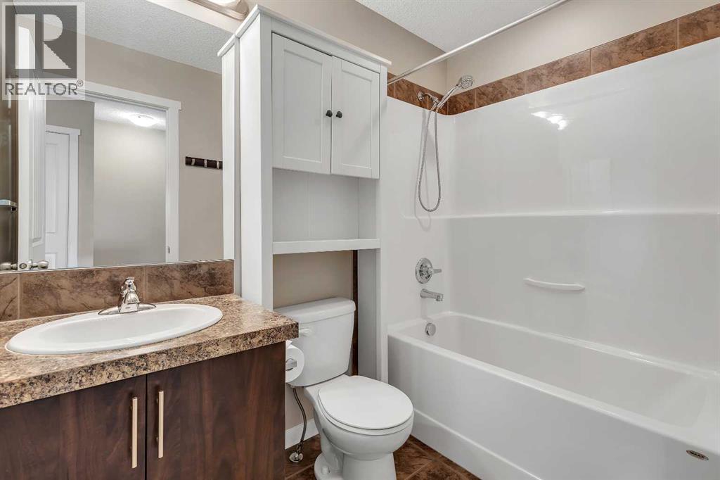401 Copperpond Landing Se Property Photo 27